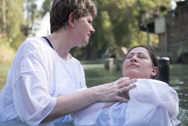 Water Immersion Therapy: Discovering the Magic of Liquid Healing - Fitness Fuse