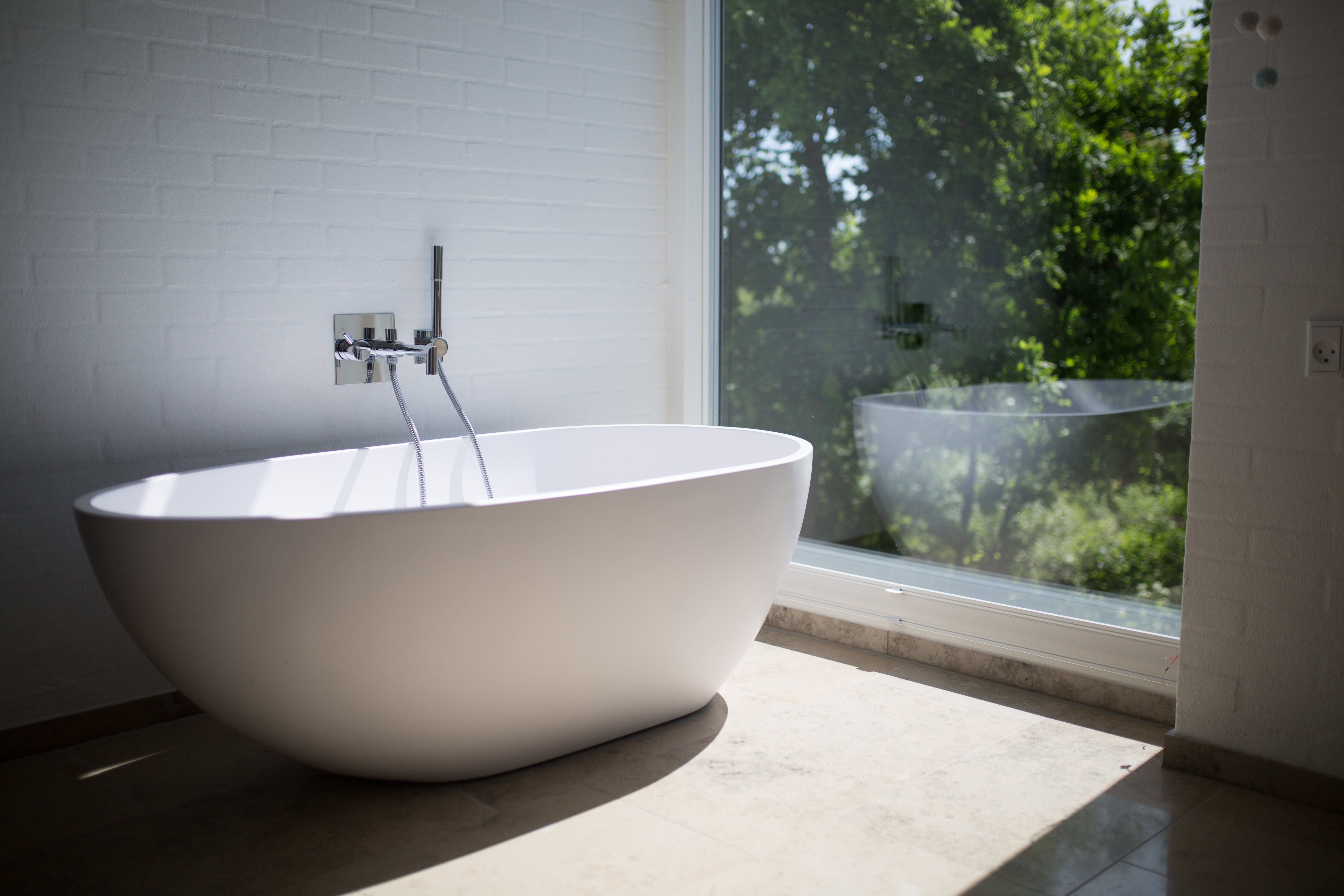 Choosing the Perfect Bath Tub for Your Bathroom